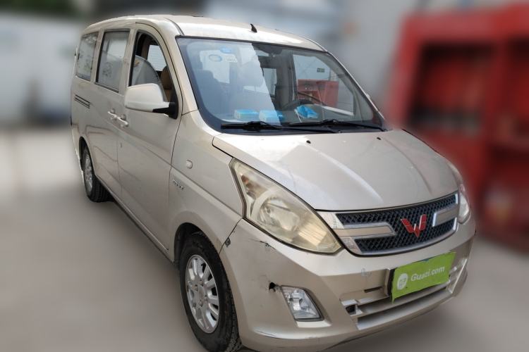Used Wuling Rongguang V 2018 1.5L Standard Version