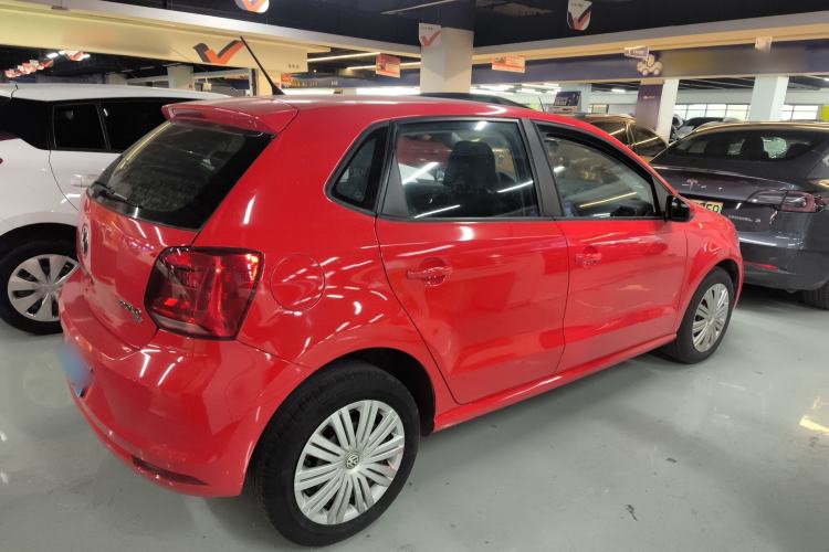 Used Volkswagen Polo 2016 1.6L Automatic Comfort Model