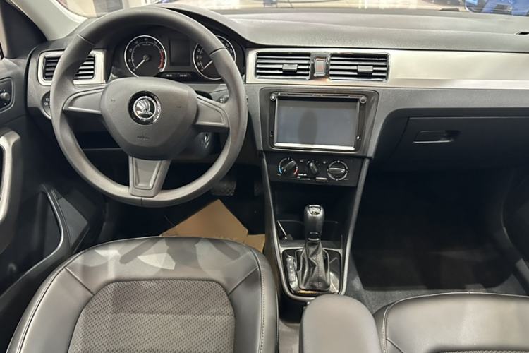 Used Skoda Rapid Spaceback 2016 Revised 1.6L Automatic Chuanxing Version