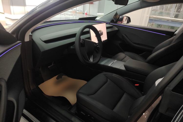 Used Tesla Model 3 2025 Rear-Wheel-Drive Version Left Front Seat