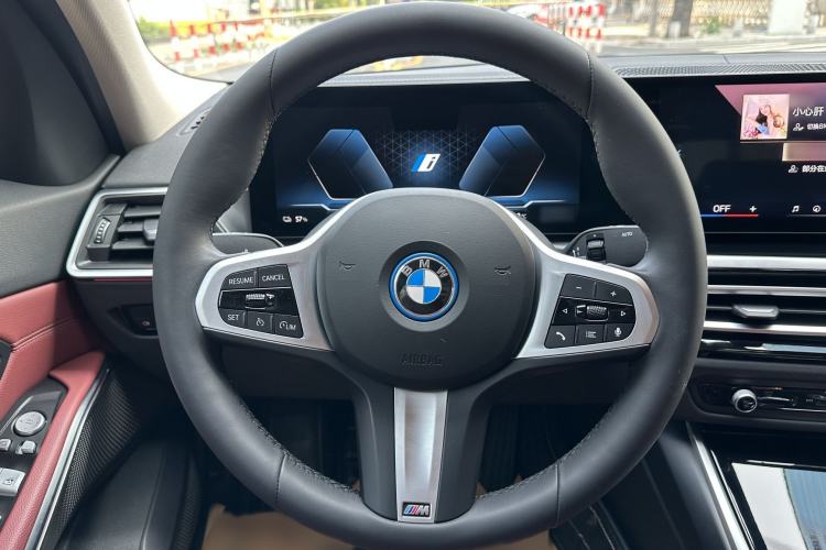 Used BMW i3 2024 eDrive 35 L Interior 4