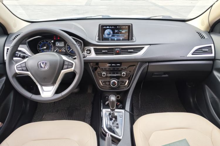 Used CHANGAN Alsvin V7 2015 1.6L Automatic Enjoyment Model China IV Standard
