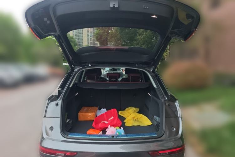 Used Audi Q5L 2021 40 TFSI Enjoy Life Edition Trunk