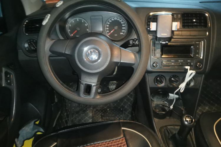 Used Volkswagen Polo 2013 1.4L Manual Comfort Edition