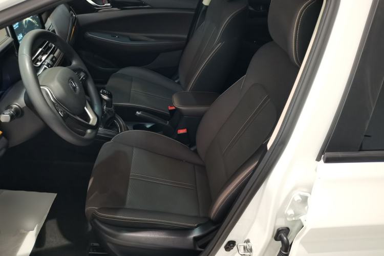 Used CHANGAN Eado DT 2019 1.6L Manual Comfort Model China VI Standard
