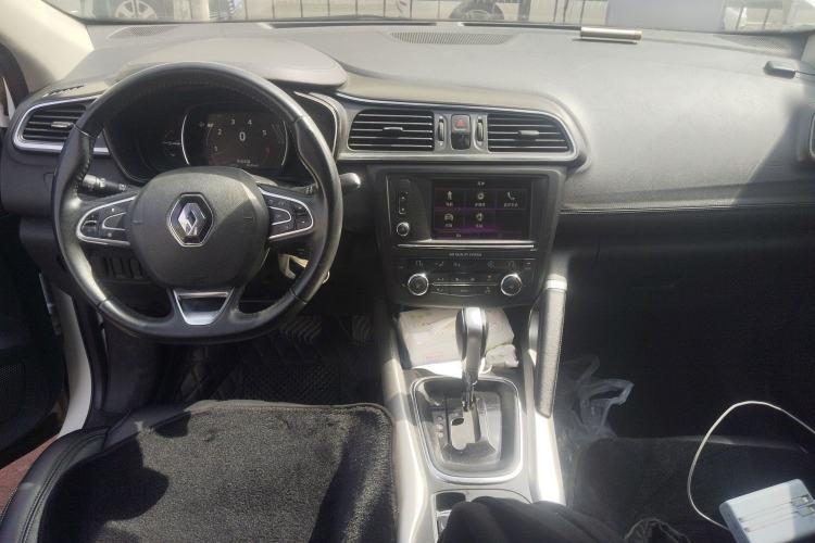 Used Renault Kadjar 2017 2.0L Two-Wheel-Drive Leading Edition Center Console