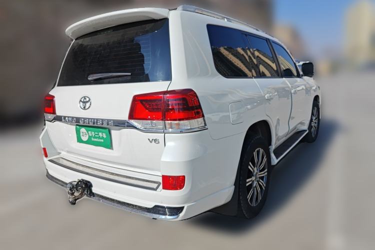 Used Toyota Land Cruiser 
