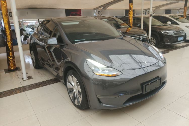 Used Tesla Model Y 2021 Long-Range All-Wheel-Drive Version