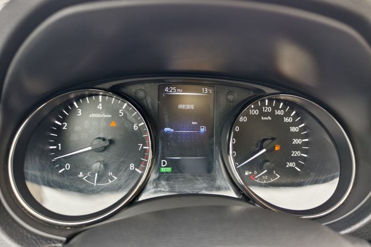 Used Nissan Qashqai 2017 2.0L CVT Luxury Edition China V Standard Interior 8