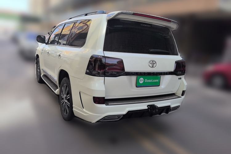 Used Toyota Land Cruiser 
