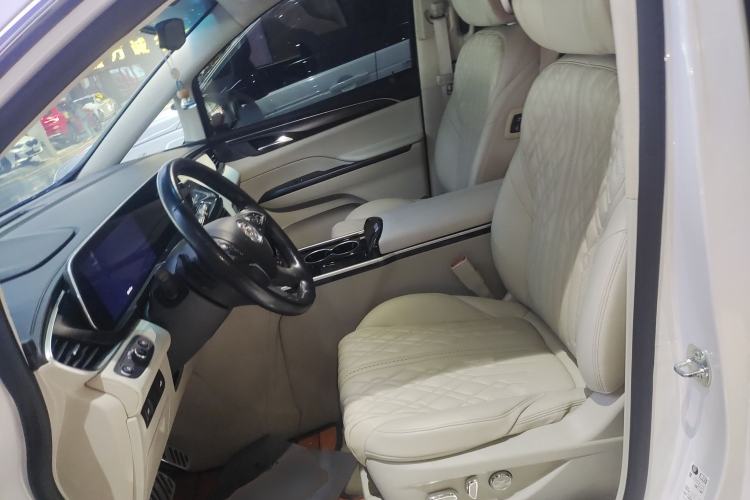 Used Buick GL8 2021 ES Landtrek 653T Comfort Edition