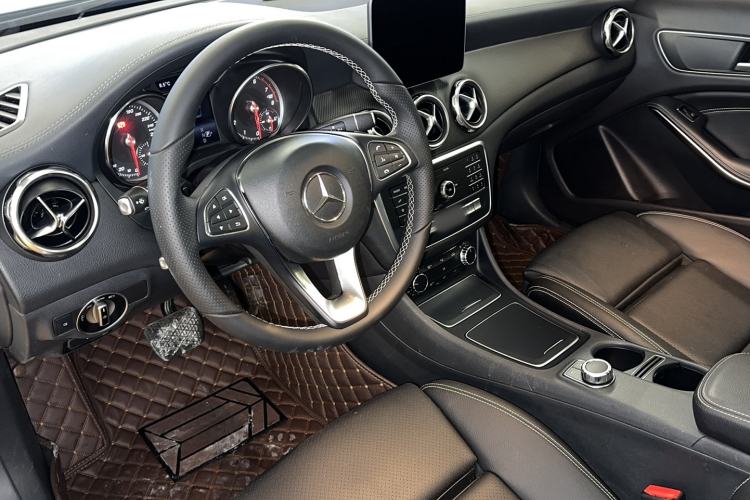 Used Mercedes-Benz GLA 2018 GLA 200 Fashion Model