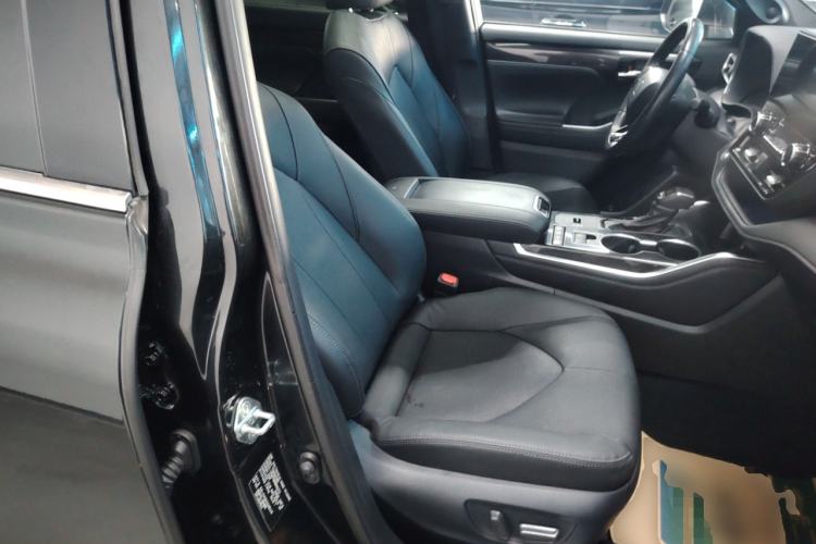 Used Toyota Crown Kluger 2021 2.5L HEV Four-Wheel Drive Flagship Edition Right Front Seat