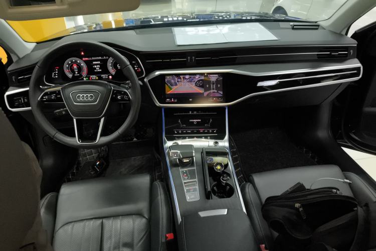 Used Audi A6L 2024 45 TFSI quattro Prestige Elegant Edition
