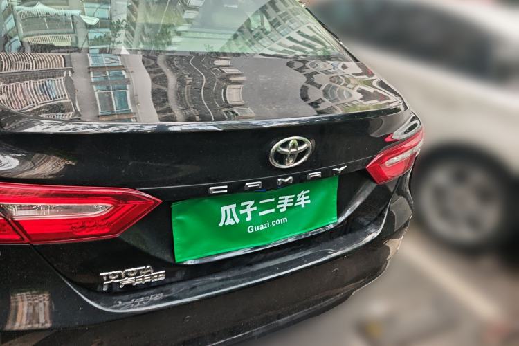 Used Toyota Camry 2018 2.0E Elite Edition Trunk