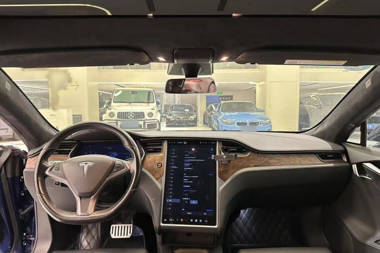 Used Tesla Model S 2017 S 75D Standard Range Edition Interior 14