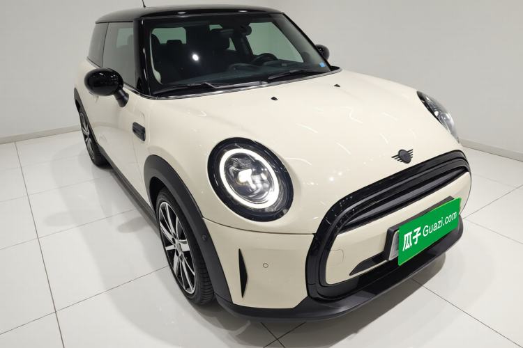 Used MINI MINI 2023 1.5T COOPER Artist