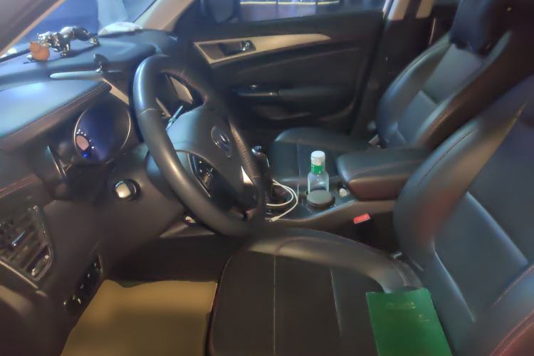 Used CHANGAN CS75 2017 Shangku Edition 1.5T Manual ZhiXiang Model
