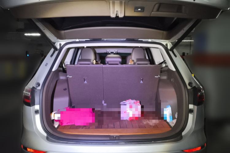 Used Volkswagen Viloran 2022 330TSI Luxury Edition