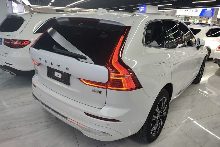 Used Volvo XC60 2022 B5 4x4 Smart Luxury Edition