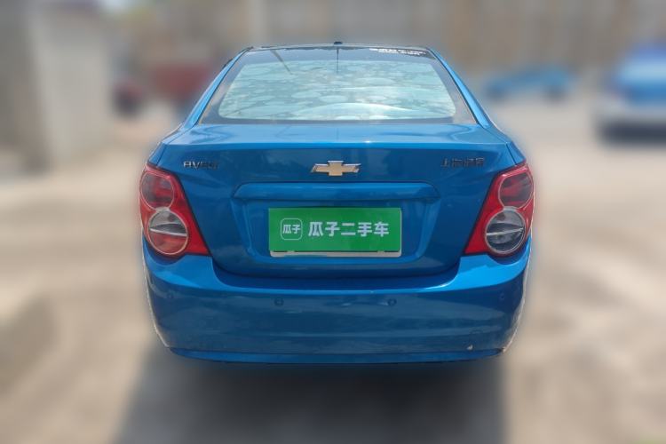 Used Chevrolet Aveo Sonic 2011 Sedan 1.4L MT SL
