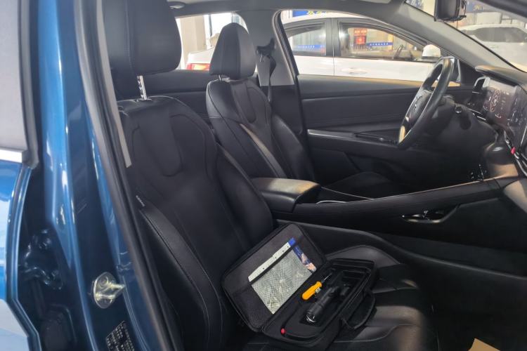 Used Hyundai Elantra 2021 1.5L CVT LUX Prestige Edition