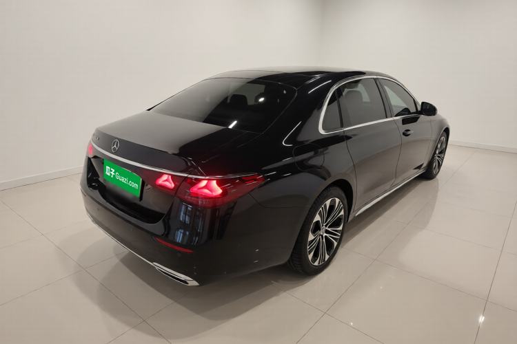 Used Mercedes-Benz E-Class New Energy 2024 E 350 e L Plug-in Hybrid Sedan Rear Right 45 Deg