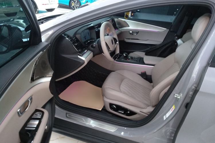 Used BYD Han 2025 DM-i 125KM Prestige Model
