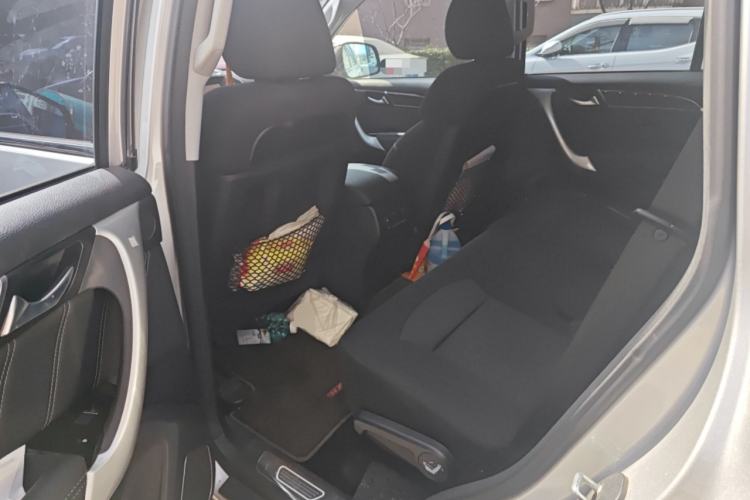 Used Haval H9 2015 2.0T Four-Wheel Drive Standard Model 7 Seats