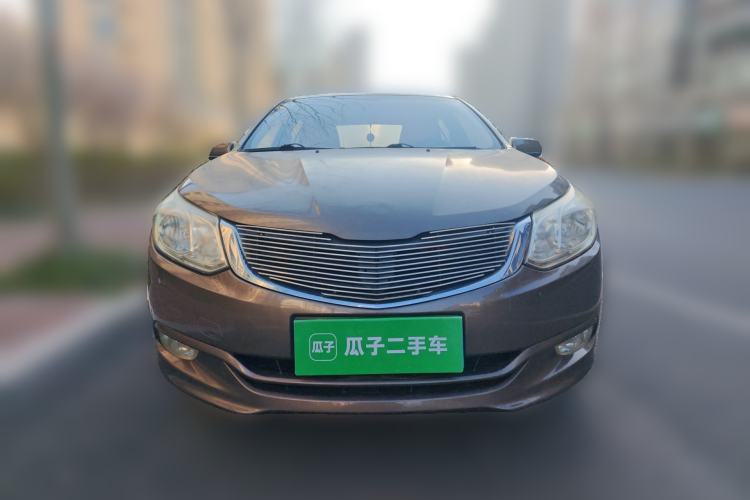 Used Baojun 630 2013 1.5L manual standard version