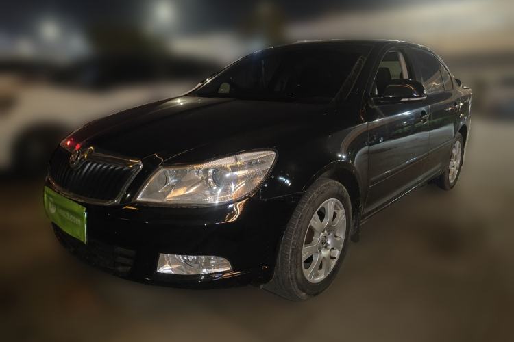 Used Skoda Octavia 2015 Classic Model 1.6L Manual Eado Version
