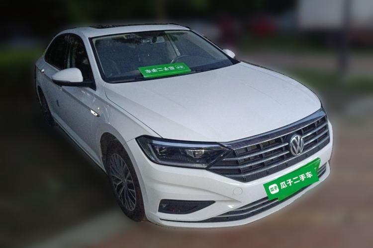 Used Volkswagen Sagitar 2021 280TSI DSG 30th Anniversary Edition Front Right 45 Deg