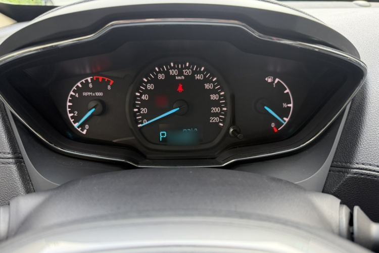 Used Ford Escort 2017 Happiness Edition 1.5L Automatic Fashion Version Interior 2