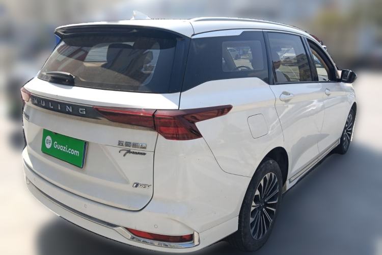 Used Wuling Victory 2023 2.0L DHT Luxury Edition Rear Right 45 Deg