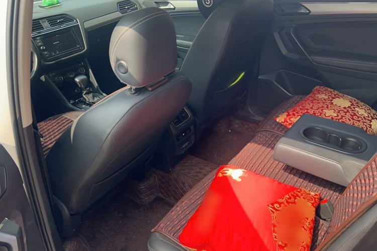 Used Volkswagen Tiguan L 2019 330TSI Automatic Two-Wheel Drive Panoramic Comfort Edition China V Standard
