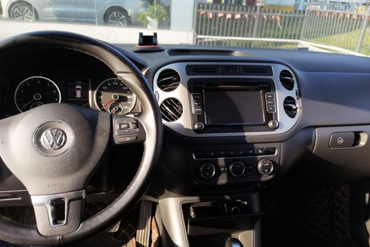 Used Volkswagen Tiguan L 2013 1.8TSI Automatic Two-Wheel Drive Luxury Model
