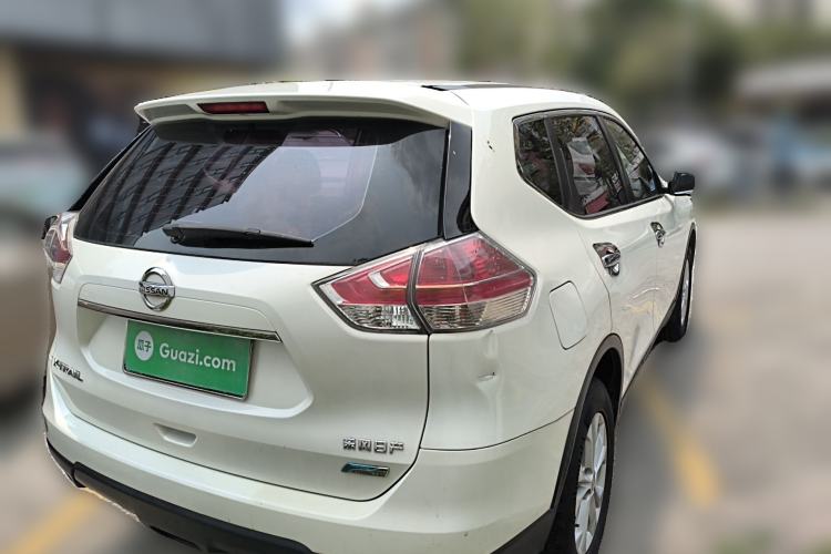 Used Nissan X-Trail 2015 2.0L CVT Comfort MAX Edition 2WD