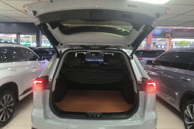 Used Chery Tiggo 8 PRO 2022 390T Two-Wheel Drive Vast Edition 5 Seats Trunk