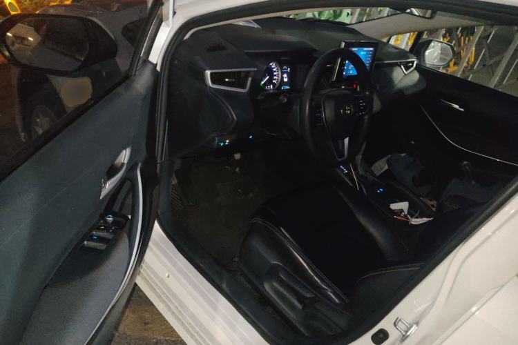 Used Toyota Corolla 2021 Dual-Motor 1.8L E-CVT Elite Edition Driver Seat