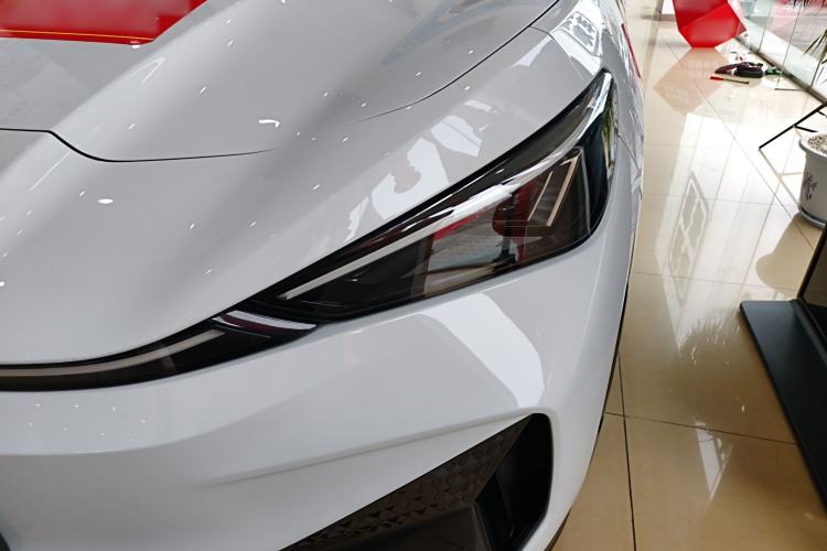 Used Volkswagen ID.UNYX 2024 Pro Long-Range Version Left Front Headlight