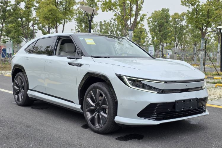 Used Honda P7 2025 Rear-Drive Long-Range Pro