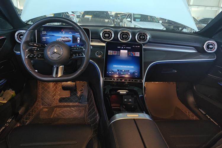 Used Mercedes-Benz C-Class 2022 Restyled C 260 L Sport Edition Center Console