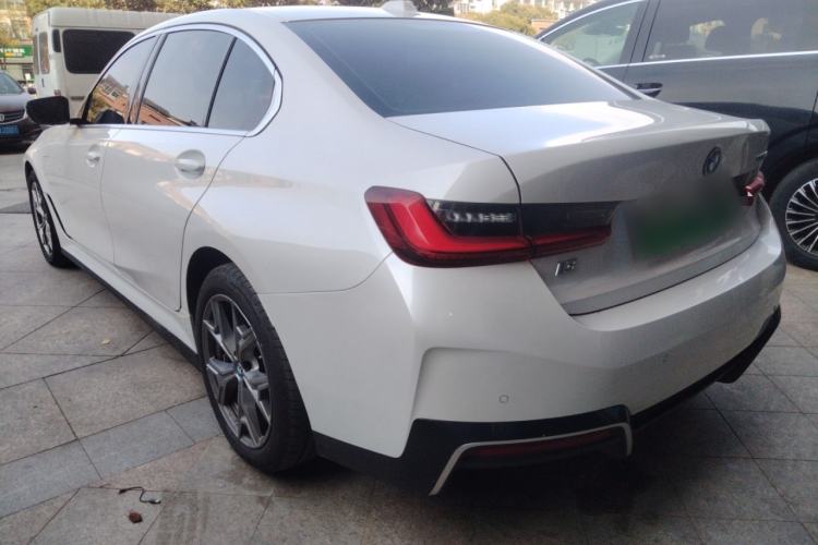 Used BMW i3 2024 eDrive 35 L Exterior 2