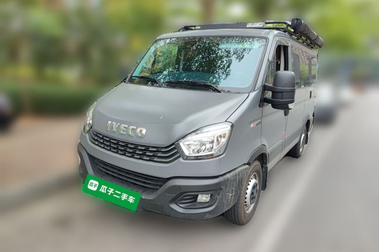 Used Iveco Eurocargo 2021 3.0T Automatic Chao Rui Short Wheelbase Low-Roof Side-Sliding Door F1C