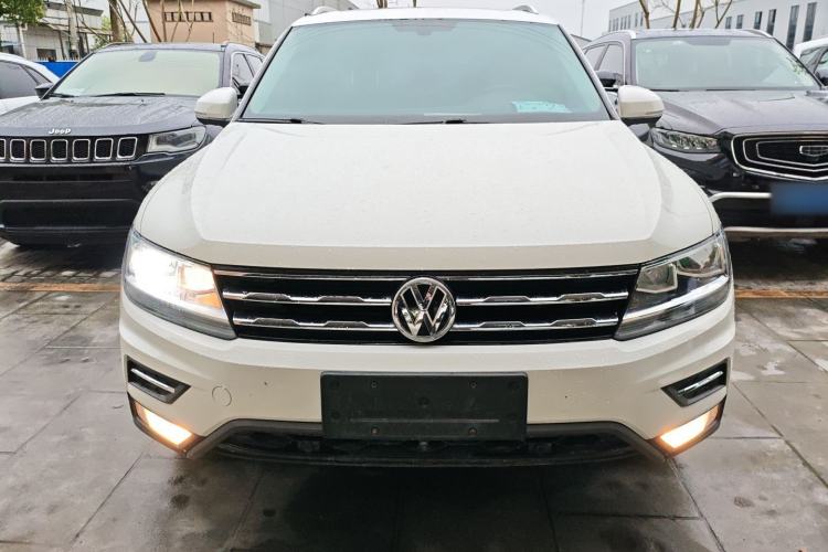 Used Volkswagen Tiguan L 2019 330TSI Automatic Two-Wheel Drive Smart Luxury Version China V Emission Standard