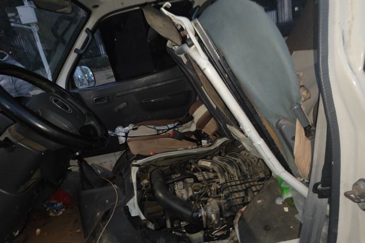 Used Foton Scenic 2014 2.0L Express Classic Short-Wheelbase Low-Roof 491EQ4A
