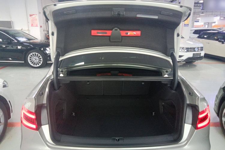 Used Audi A4L 2017 40 TFSI Fashion Model
