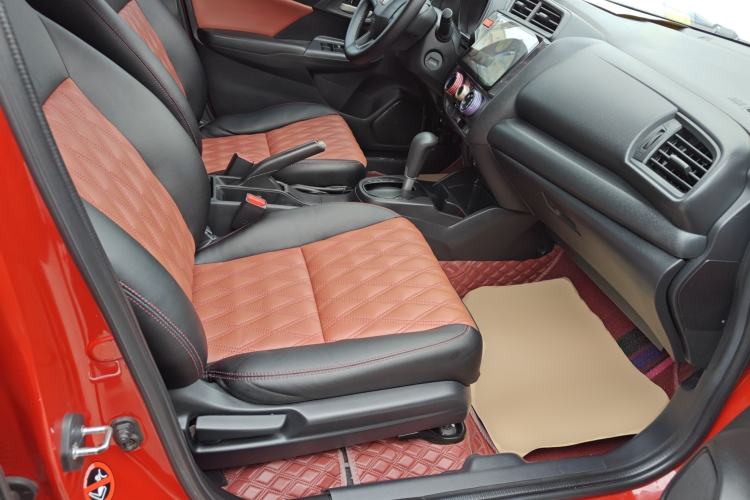 Used Honda Fit 2014 1.5L LX CVT Comfort Model
