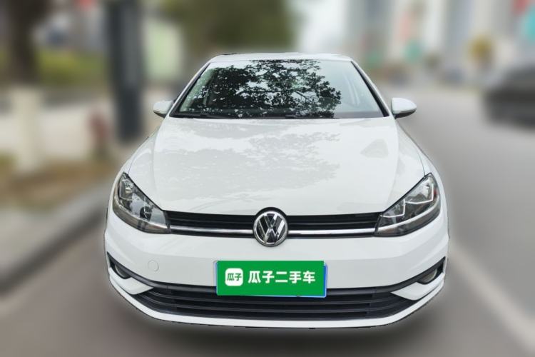Used Volkswagen Golf 2018 1.6L Manual Fashion Edition
