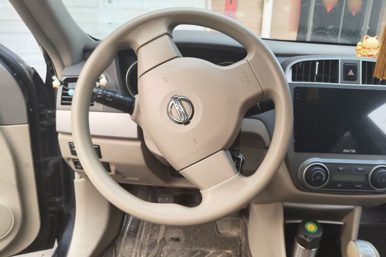 Used Nissan Sylphy 2012 Classic 1.6XE Manual Comfort Edition Steering Wheel